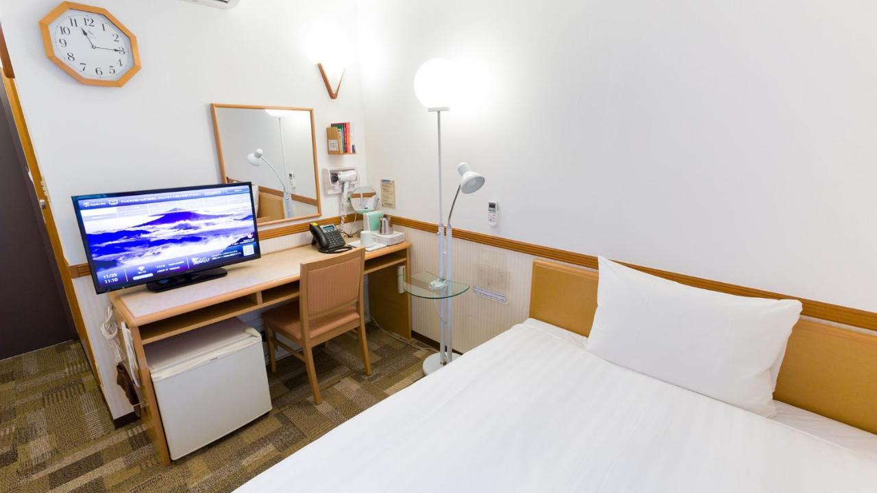 Toyoko Inn Kobe Sannomiya-Eki Higashi Bagian luar foto