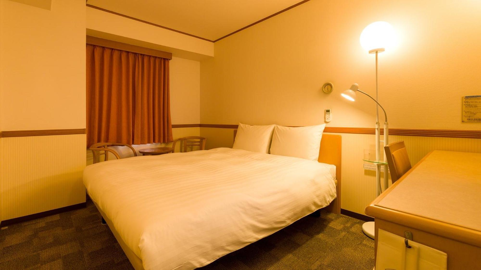 Toyoko Inn Kobe Sannomiya-Eki Higashi Ruang foto