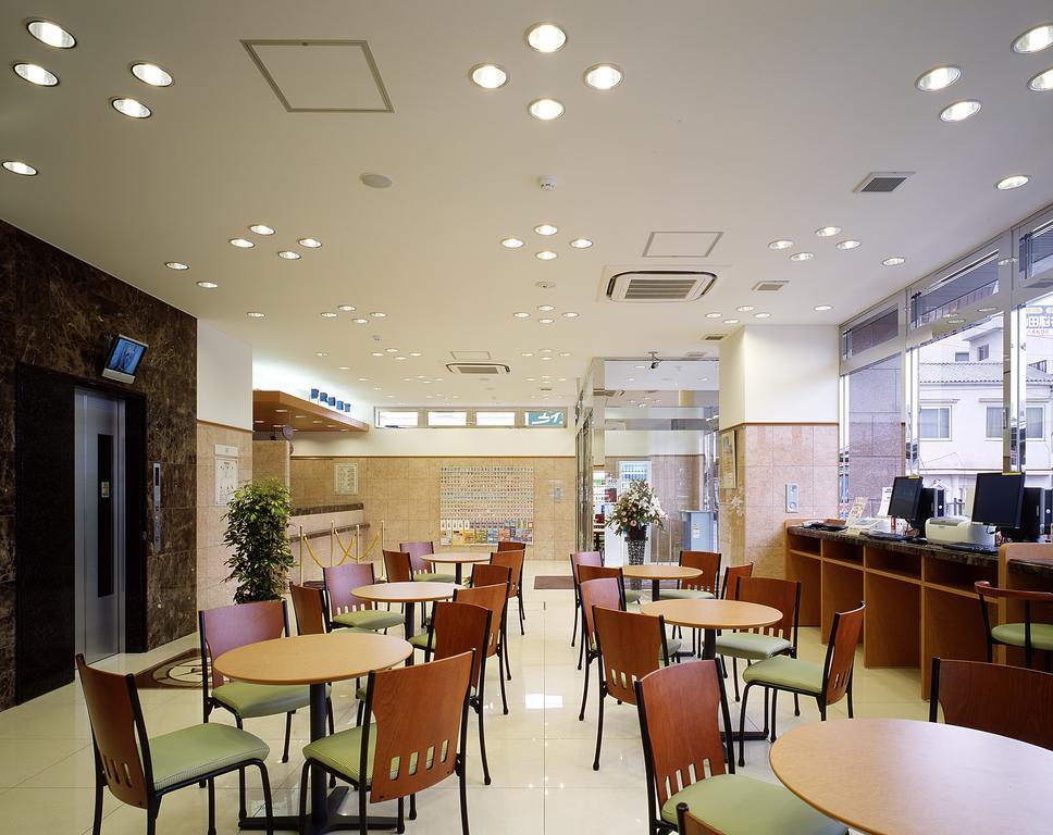 Toyoko Inn Kobe Sannomiya-Eki Higashi Bagian luar foto